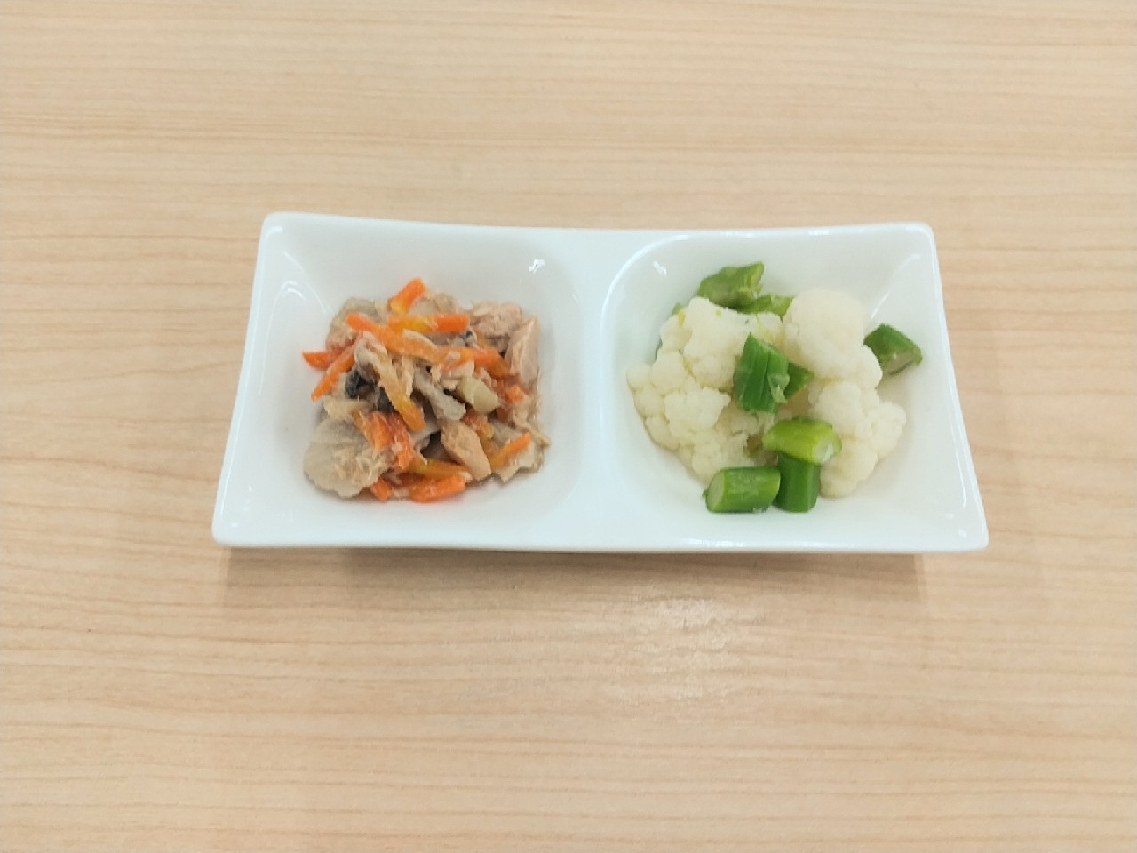 朝食