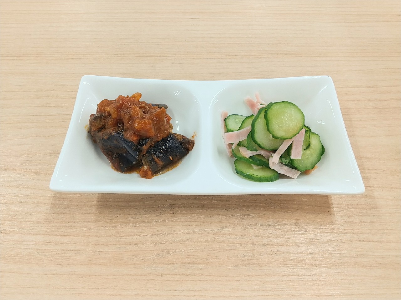 朝食