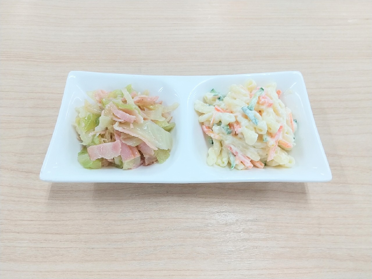 朝食