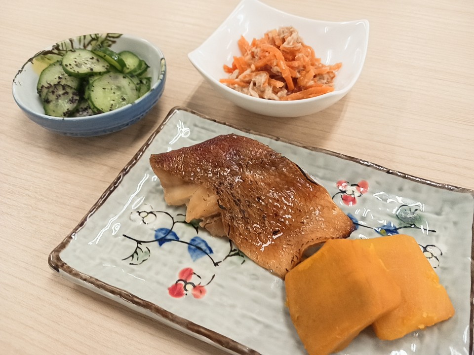 昼食