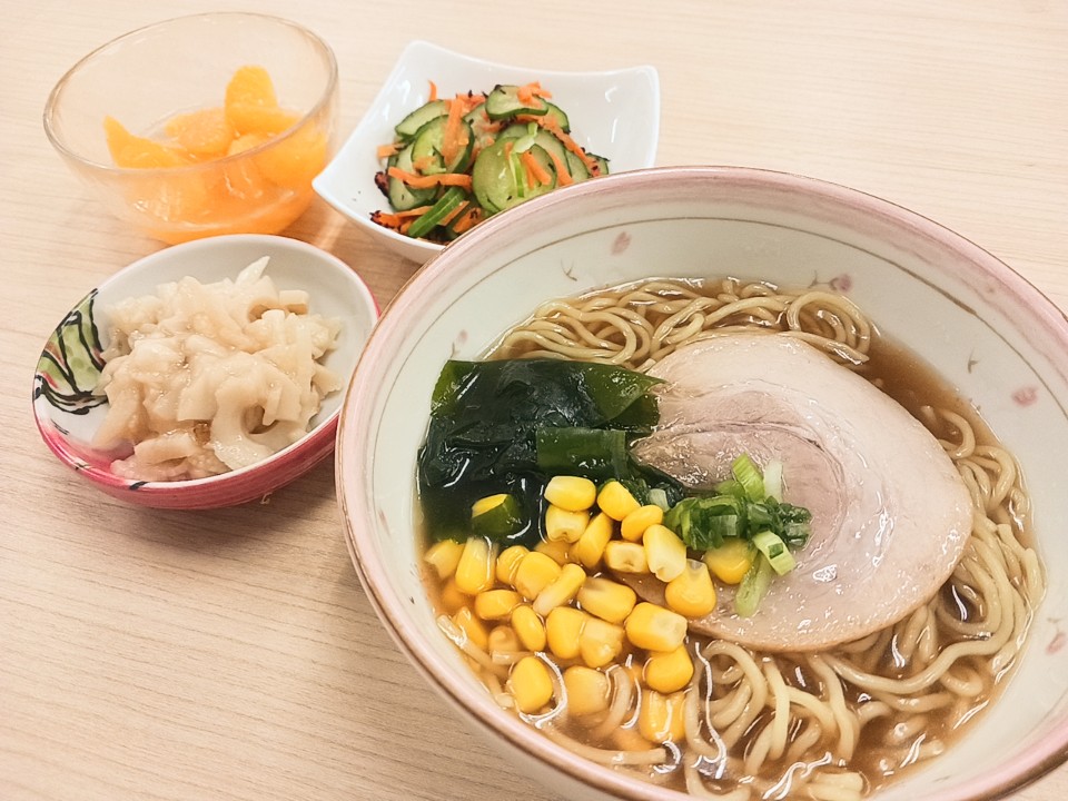 昼食