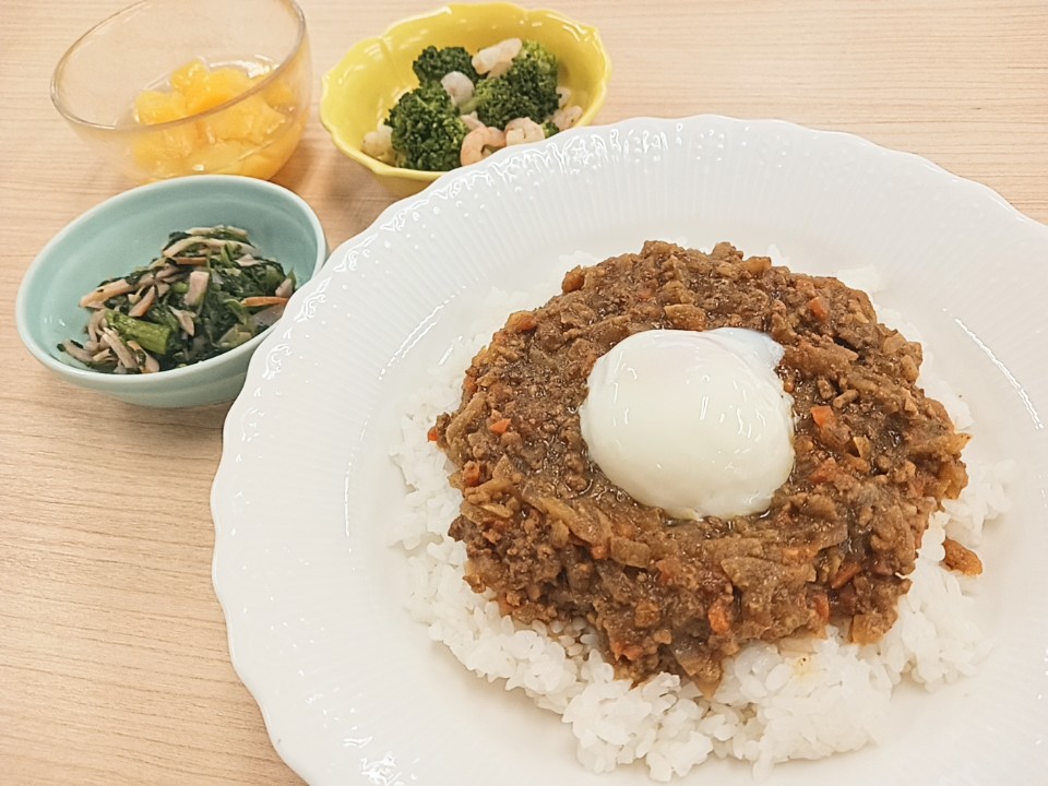 昼食