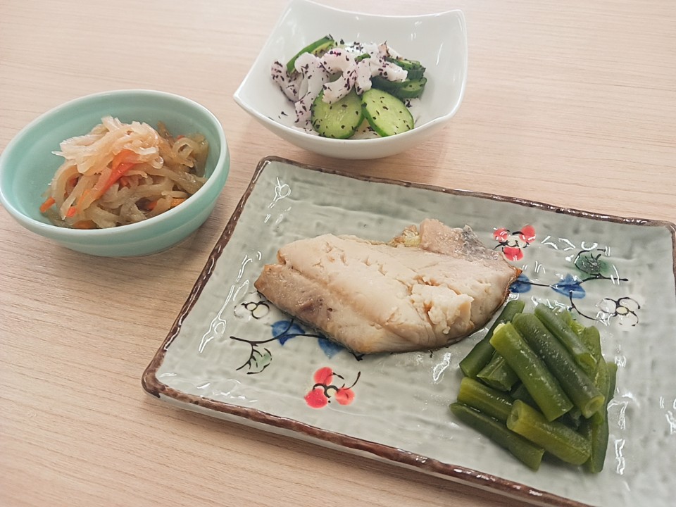 昼食