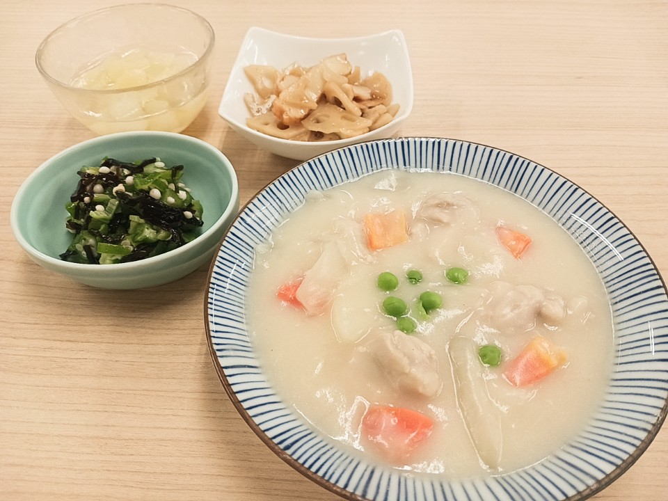 昼食