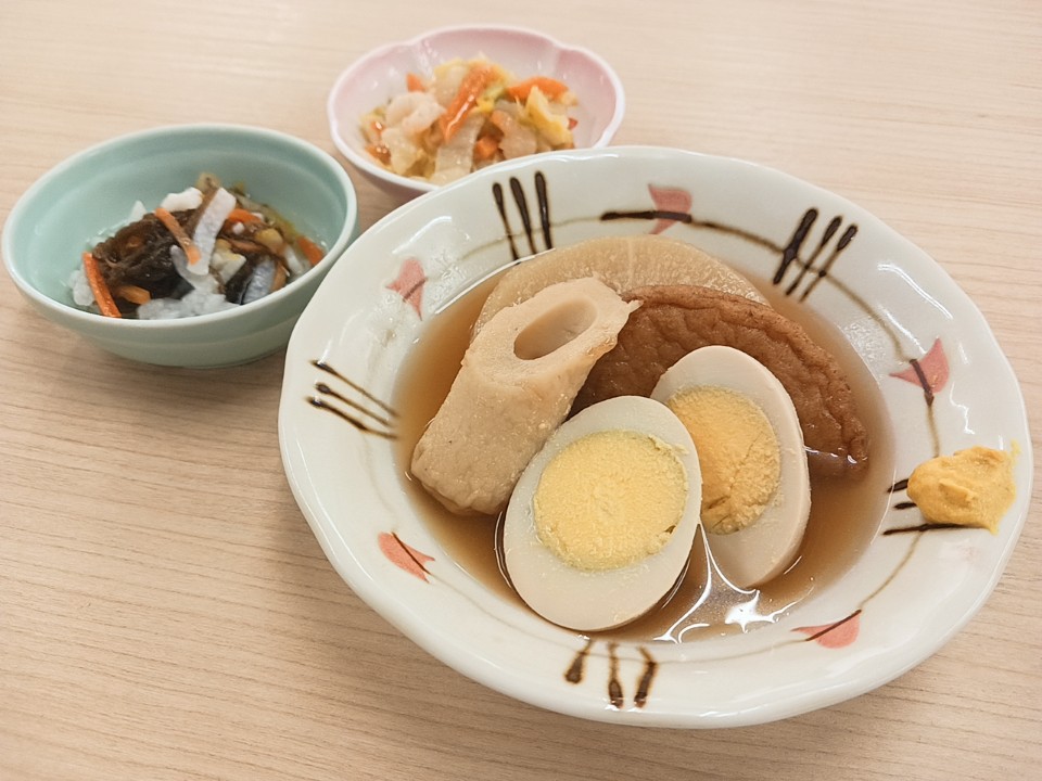 昼食