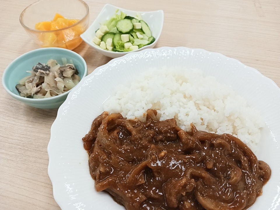 昼食