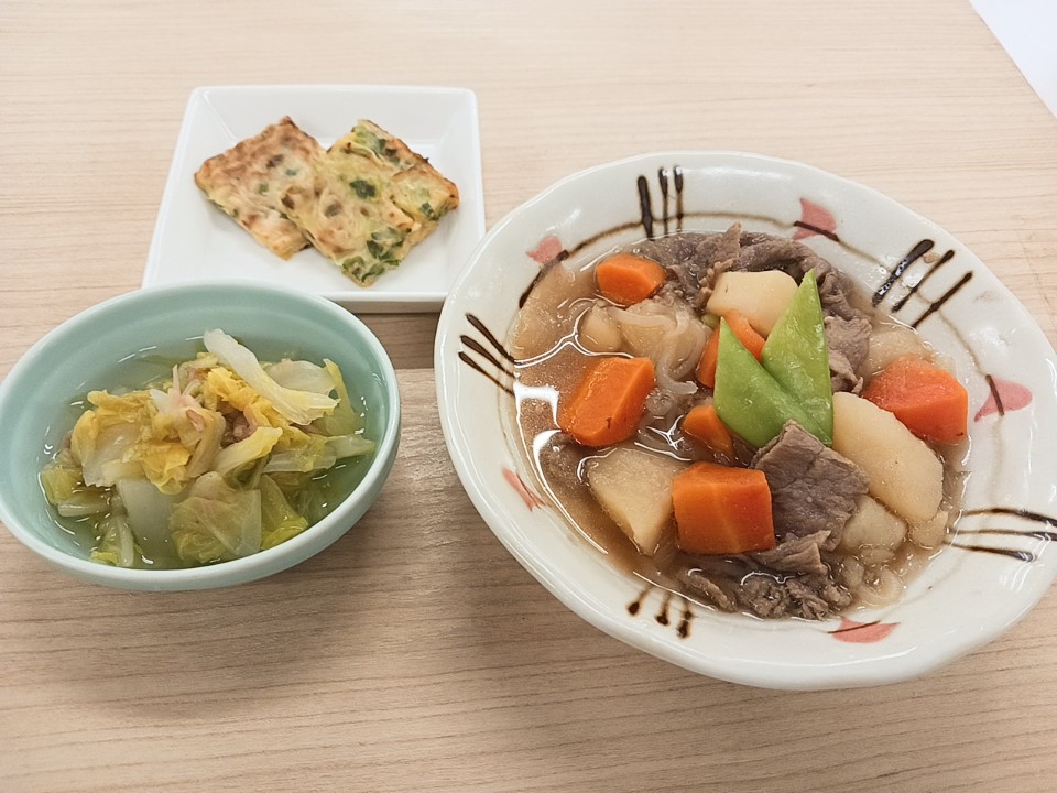 昼食