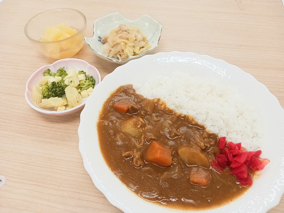 昼食